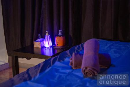 NOUS EMBAUCHONS HOTESSES $$$ MASSAGE AZUL