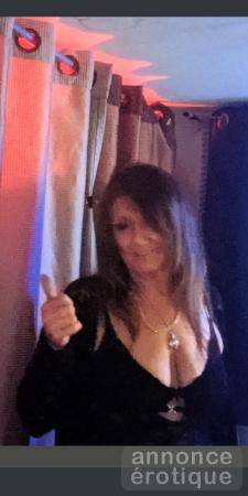 Massage + extra avec JOLIE FEMME MATURE D'EXPÉRIENCE