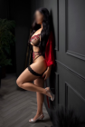 Priya – Jeune Beauté Perse aux Courbes Généreuses 36D @ Adagio
