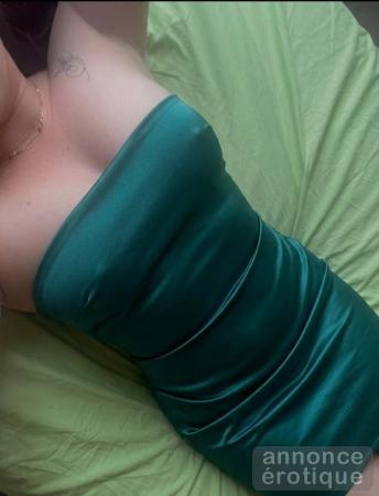 britney trés sexy et cochonne SQUIRTERR