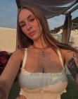 Escorte féminine professionnelle | Charme & Élégance